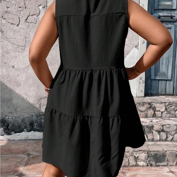 SHEIN Essnce Plus Button Front Ruffle Hem Smock Dress - Picture 2 of 4
